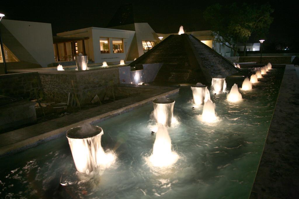 Sentosa Resorts & Water Park Chinchvad Eksteriør billede