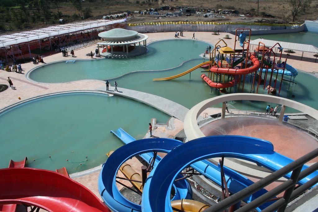 Sentosa Resorts & Water Park Chinchvad Eksteriør billede